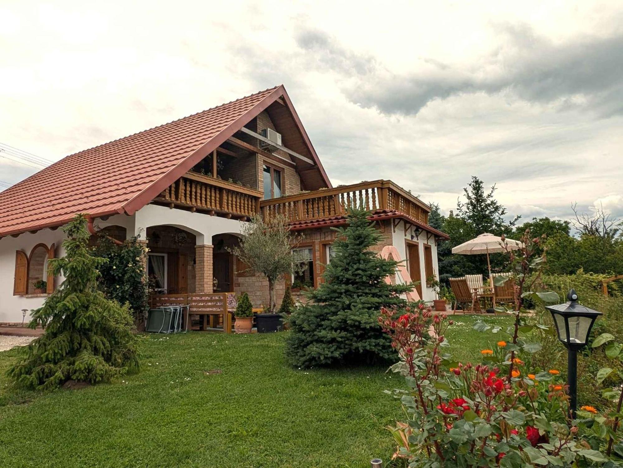 Holiday Home In Balatonendred 44893 Exteriör bild